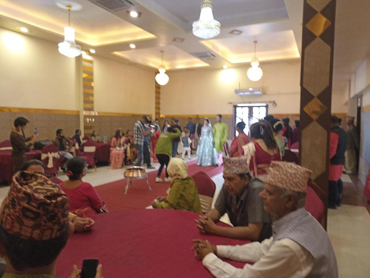 Hotel Prakash International Hetauda Buitenkant foto